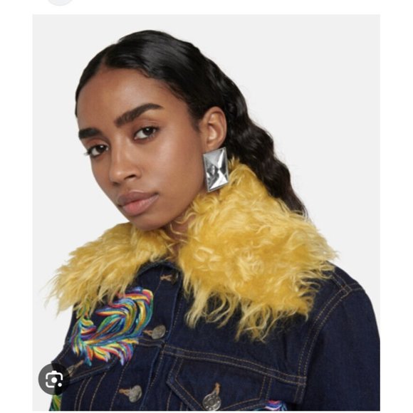 AREA Jewelry - AREA Crystal Pyramid Earrings Clear & Antique Silver Plated